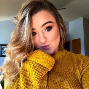 Meet your Posher, Lizzie